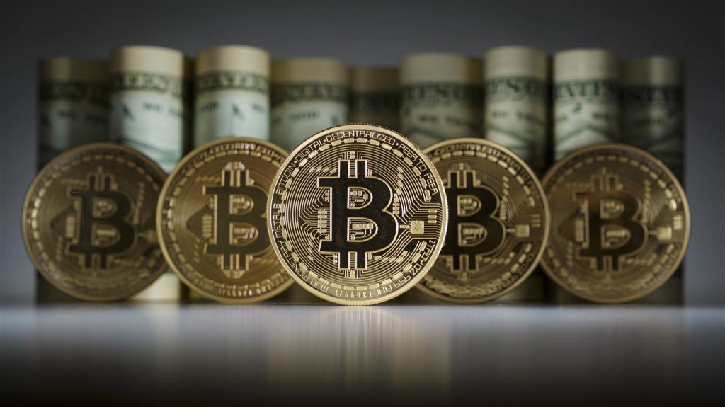 как зарабатывать биткоины bitcoin без вложений